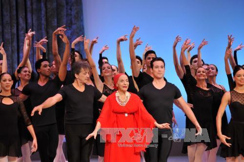 UNESCO vinh danh nghệ sỹ múa Ballet huyền thoại của Cuba. (30/7/2017)